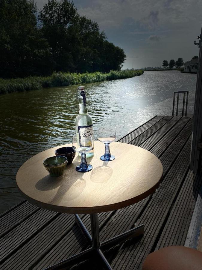 Apartmán Bb De Woonboot Anna Paulowna Exteriér fotografie
