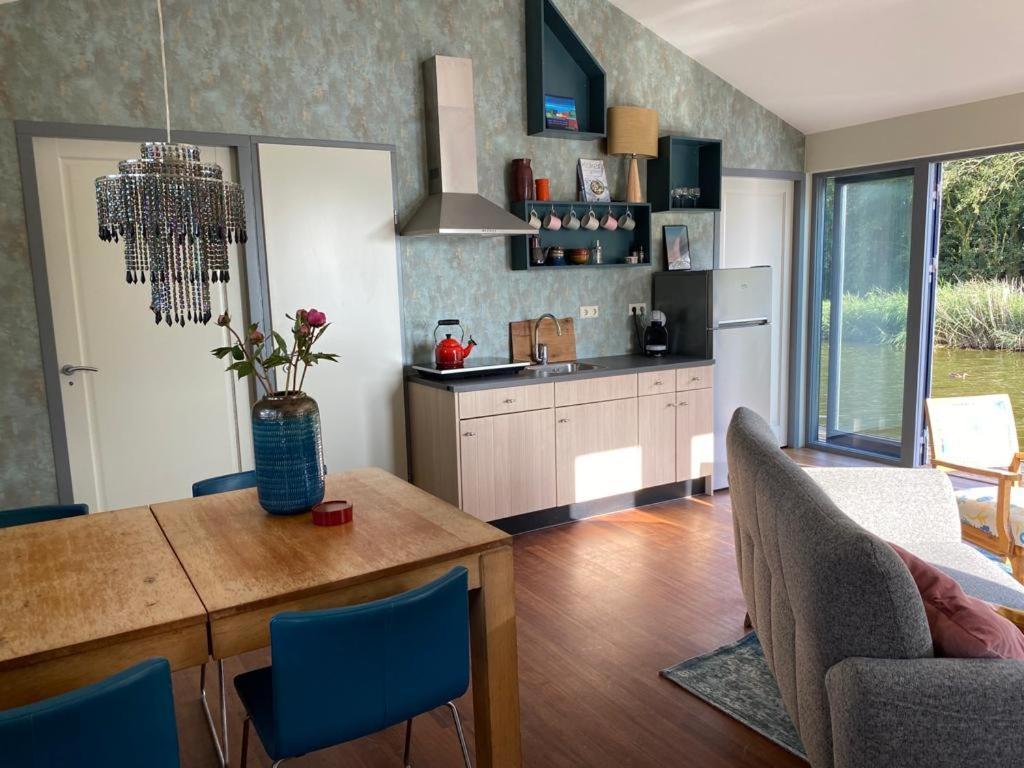 Apartmán Bb De Woonboot Anna Paulowna Exteriér fotografie